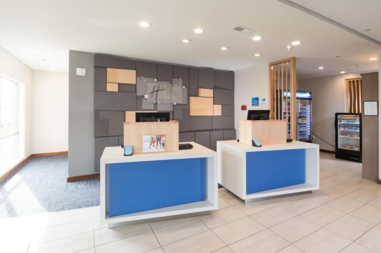 Holiday Inn Express & Suites - Michigan City By Ihg Buitenkant foto
